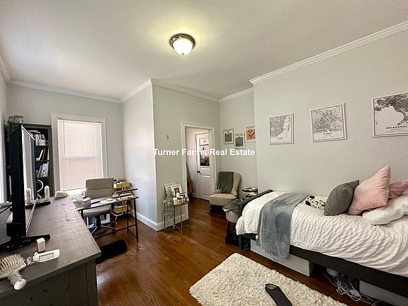 5th image of 10 Greylock Rd #1F