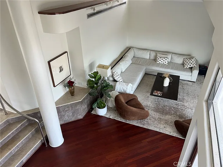 1569 Skyline Dr — Photo 15
