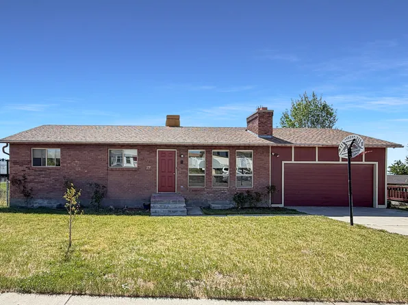950 N Valley Dr, Castle Dale, UT 84513