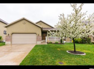 464 E Harvest Moon Dr, Pleasant Grove, UT 84062