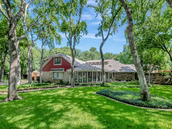 5855 Oak Hollow Ct, Fort Worth, TX 76112