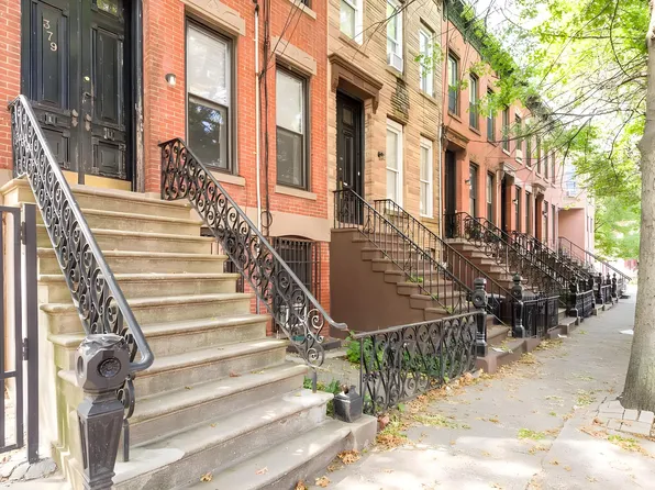 379 York St, Jersey City, NJ 07302