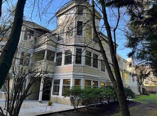 6860 Rumble St #108, Burnaby, BC V5E1A8