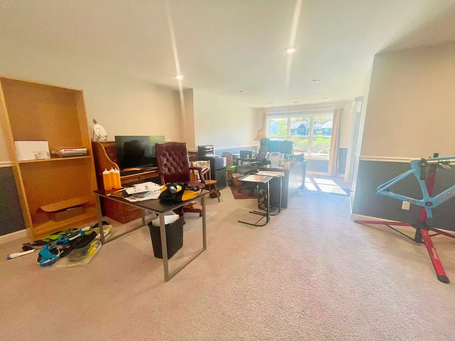 5 bed, 3936 sqft, $3,300 — Photo 4