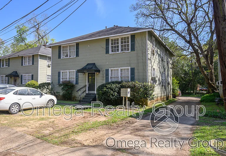 1026 Pershing St #C — Photo 4