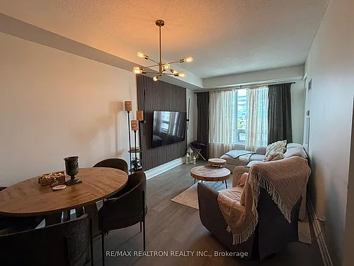 520 Steeles Ave W #1003 Photo 1