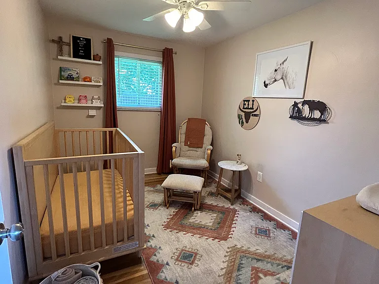 110 N Spruce Dr — Photo 7