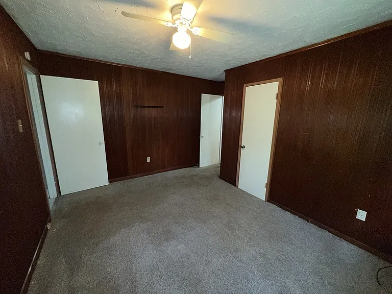 3030 Oak Forest Dr — Photo 6