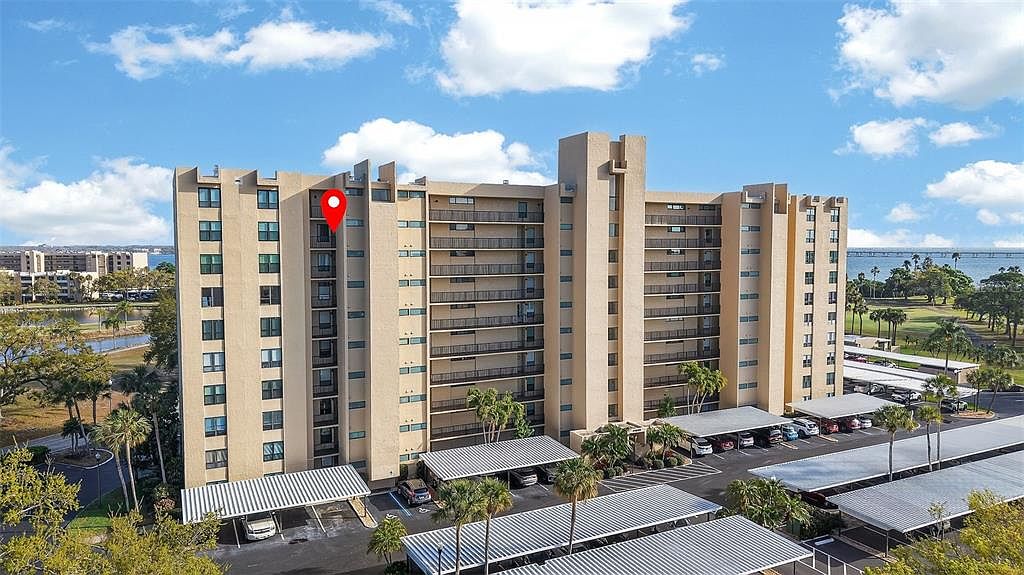 2621 Cove Cay Dr Unit 902