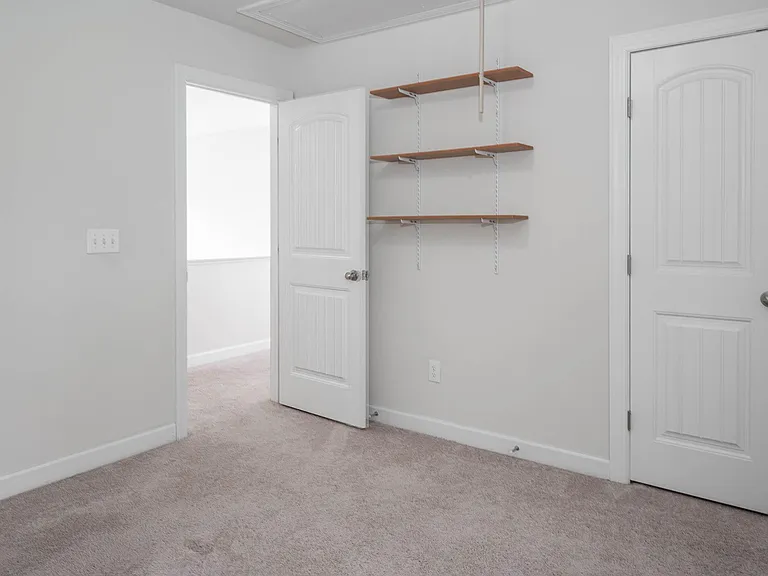 105 Spring Pine Ln — Photo 9