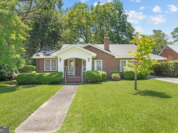 213 Hobby Ave, Sylvania, GA 30467