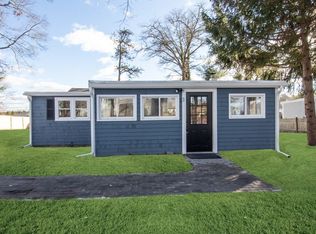 13 View St, Wareham, MA 02571