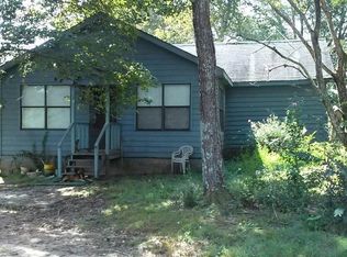 28 Young Dr, Eastanollee, GA 30538