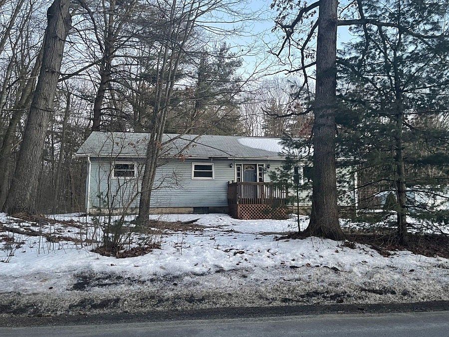 1st image of 26 Moore Ave