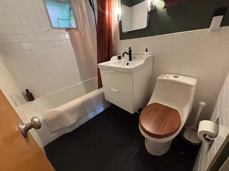 4826 Terrace Dr NE — Photo 16