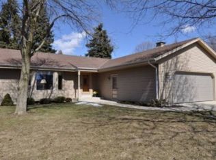 N89W16006 Cleveland Ave, Menomonee Falls, WI 53051