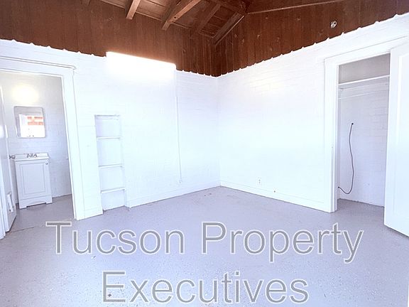 5th image of 3218 E Benson Hwy #18