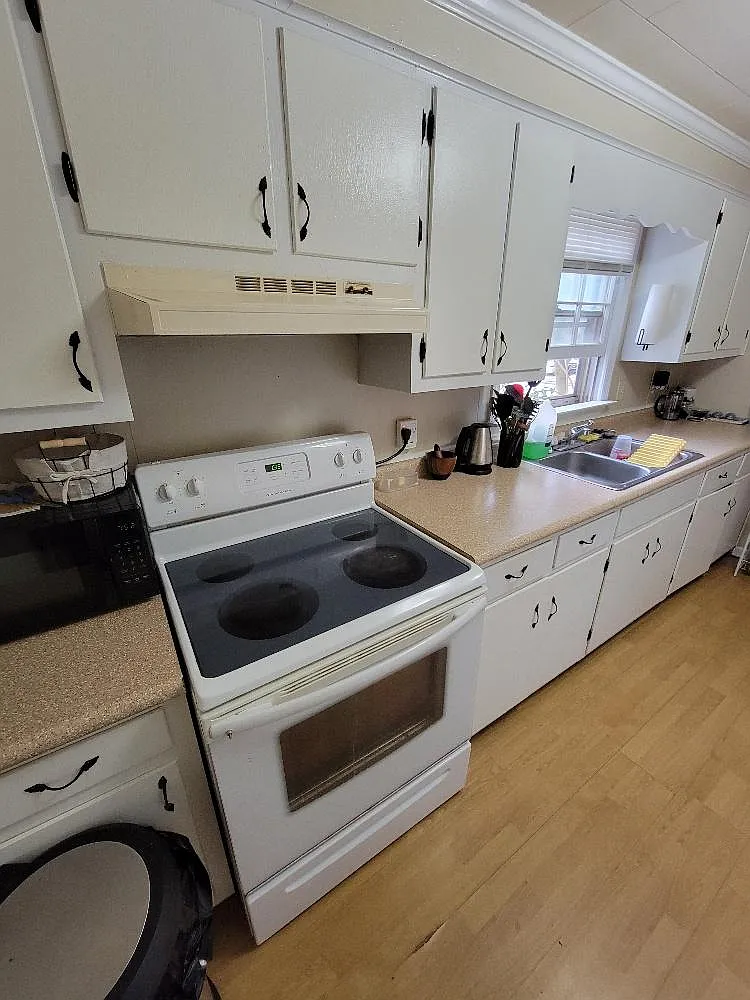 1 bed, 825 sqft, $850 — Photo 2