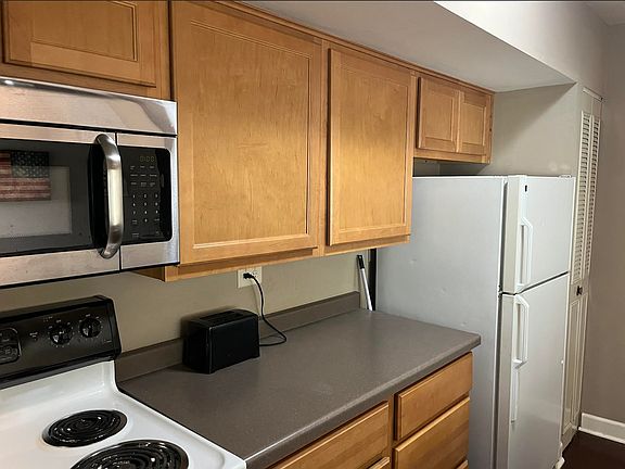 2nd image of 340 Bolson Dr APT 2