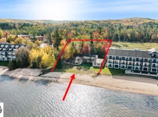 2227 N Us Highway 31 N, Traverse City, MI 49686