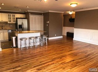 74 Union St, Newark, NJ 07105