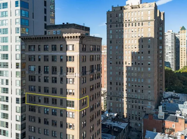 250 S 17th St APT 1100, Philadelphia, PA 19103