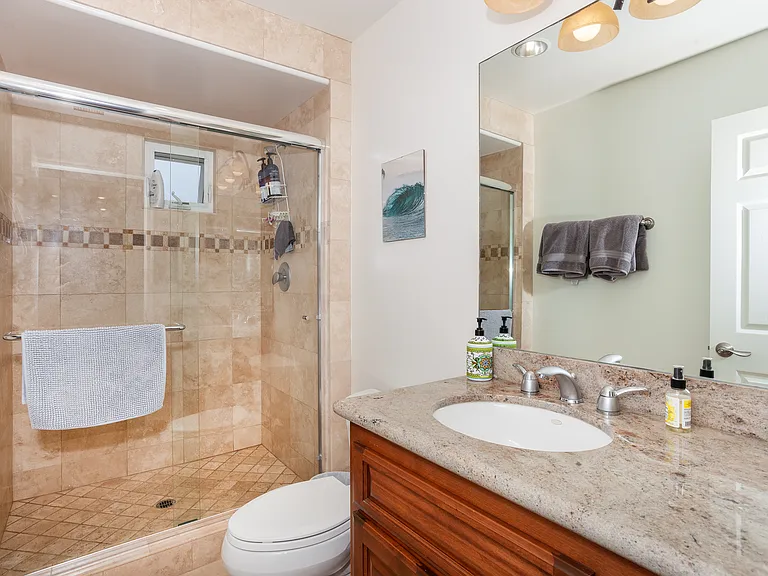 527 Liverpool Dr — Photo 7