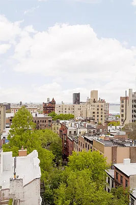 Sold by Engel & Völkers New York Real Estate | media 18