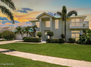 330 Island Dr, Melbourne Beach, FL 32951