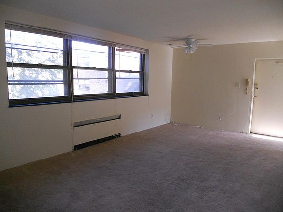 2nd image of 1022 Delaware Ave APT B7