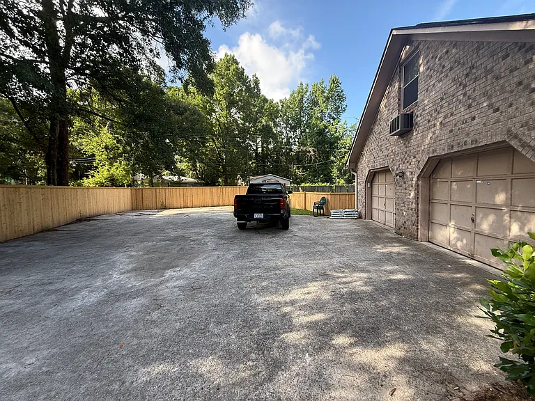 1925 Ivy Hall Rd — Photo 18