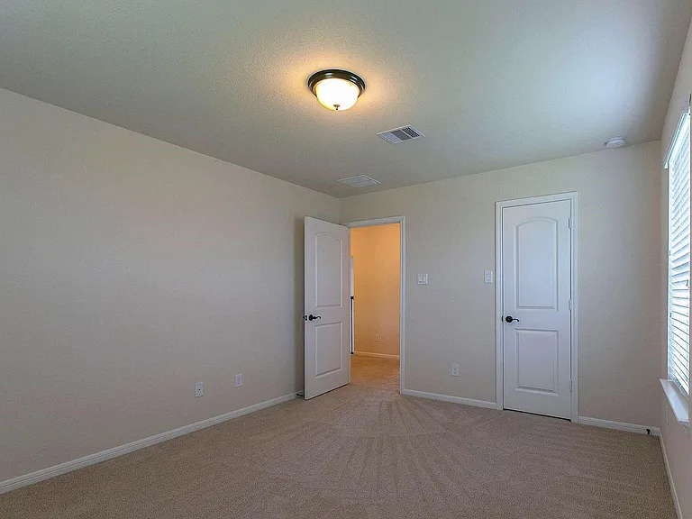 2919 Iris Gable Ct — Photo 33