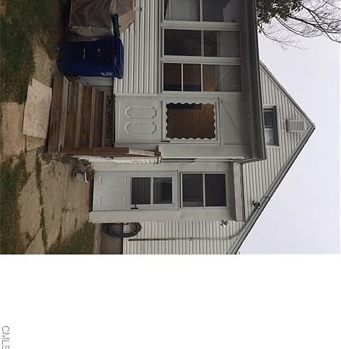 2nd image of 187 Goldenrod Ave