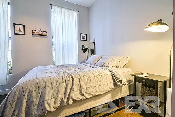 Rented by EXR | media 23