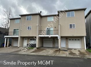 13426 SE Division St, Portland, OR 97236