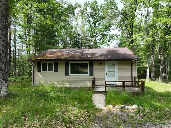 15984 Hiawatha Trl, Atlanta, MI 49709