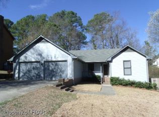 5583 Lockridge Rd, Fayetteville, NC 28311