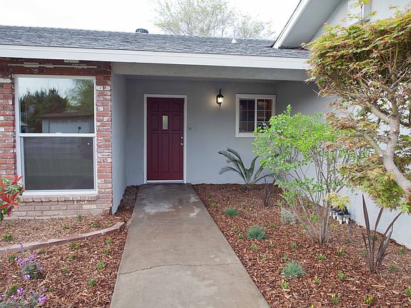 2nd image of 140 W Browning Ave