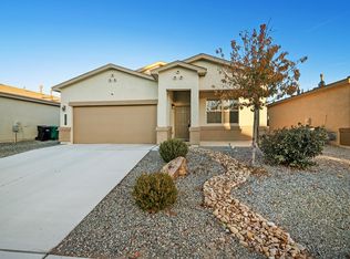 2107 Solitaire St NE, Rio Rancho, NM 87144