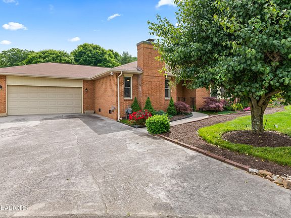 3rd image of 7004 Ashley Ct