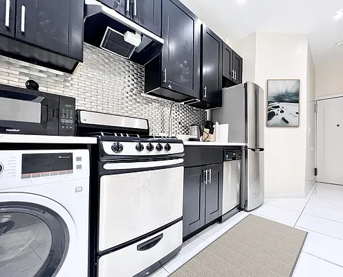 Rented by Vector New York, LLC | media 8