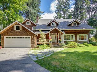 12960 Sunrise Dr NE, Bainbridge Island, WA 98110