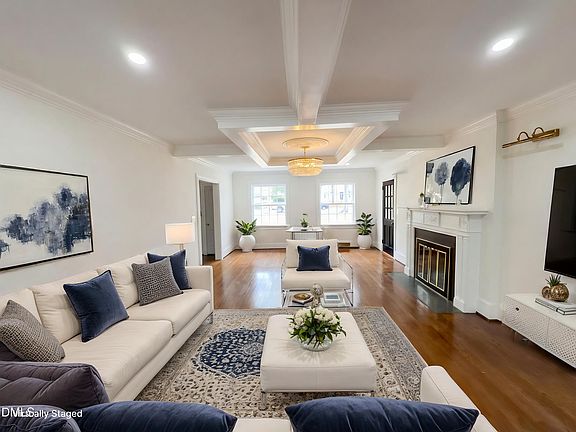 2nd image of 1703 Raeford Rd