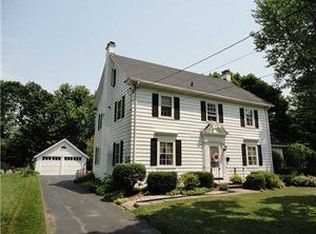 102 Rosedale Ave, Hamburg, NY 14075