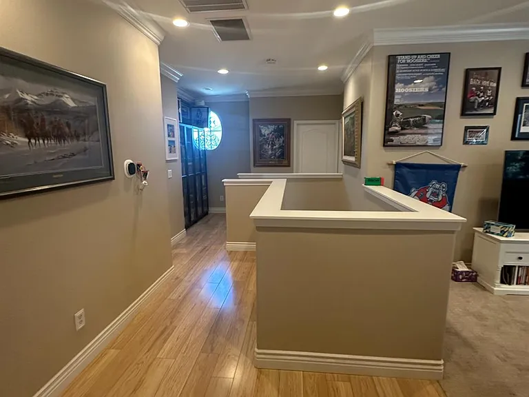43 W Bohemia Ln — Photo 16