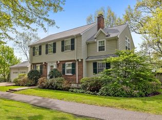 394 Vfw Pkwy, Brookline, MA 02467