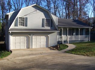 4636 Laurel Brook Dr, Flowery Branch, GA 30542