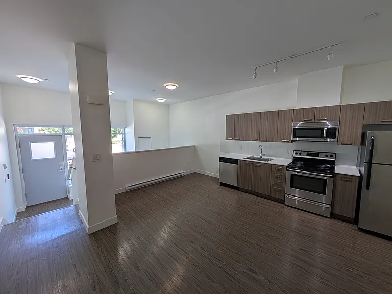 5738 175th St — Photo 31