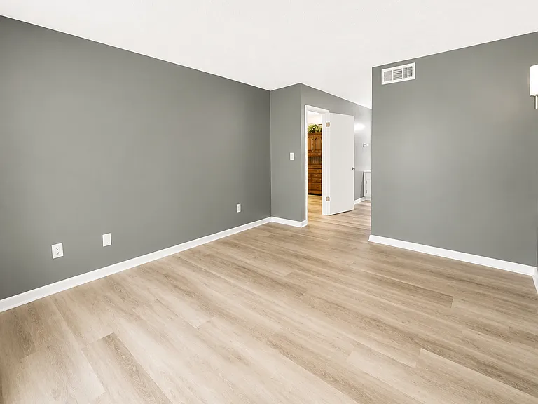 Guest bedroom