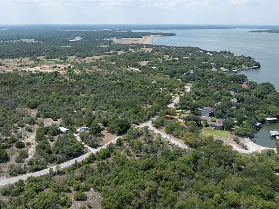4th image of 4001 Shore Front Dr
